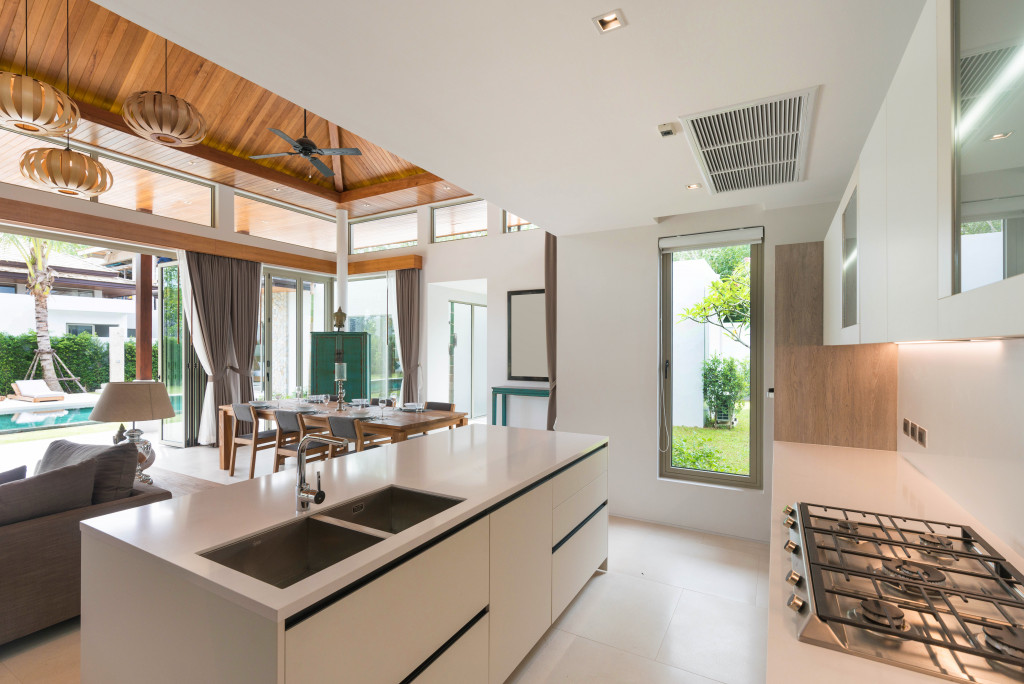 Sleek modern minimalist kitchen