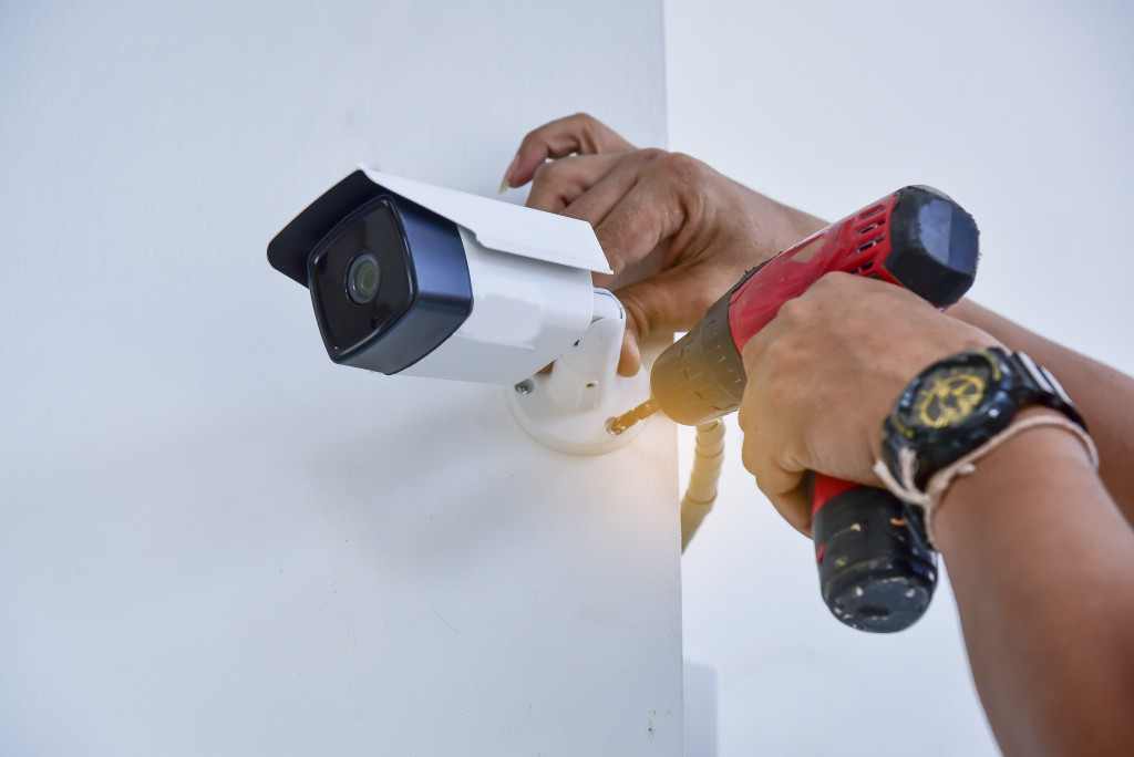 installing security camera